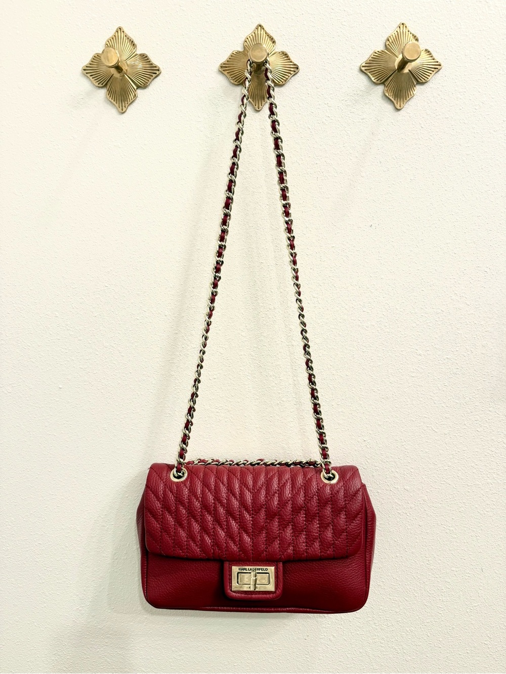 KARL LAGERFELD Quilted Red Leather Chain Shoulder Bag - Picture 3 of 10